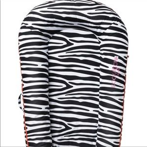 DockATot Deluxe+ Cover (Cover Only) Perfect Conditon - Zebra Print